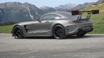Mansory'nin hazırladığı Mercedes AMG GT S'in arka kanadı uzaydan bile gözüküyor