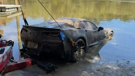 失竊五年 Corvette C7 Grand Sport 沉水尋獲