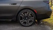 2023 BMW i7 Review