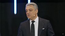 Luca de Meo alla presentazione dei risultati 2022 del Gruppo Renault