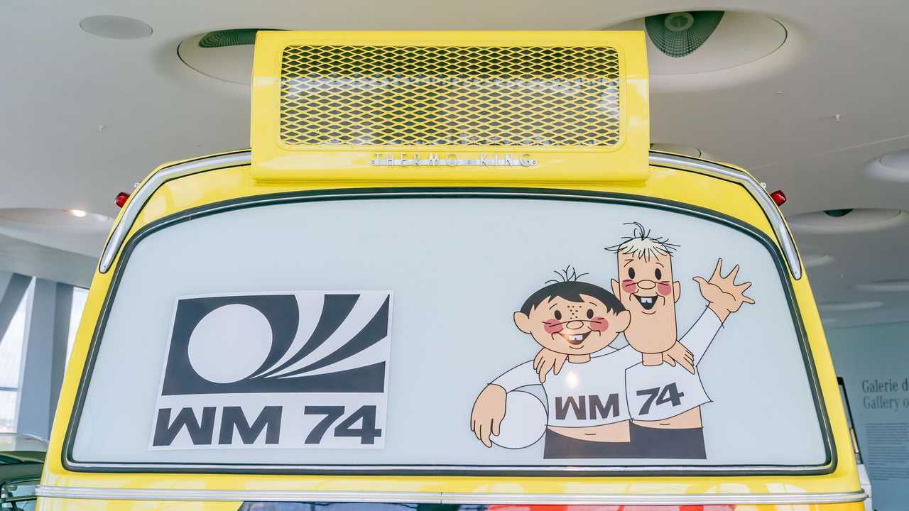 Il Mercedes 0 302 dei mondiali