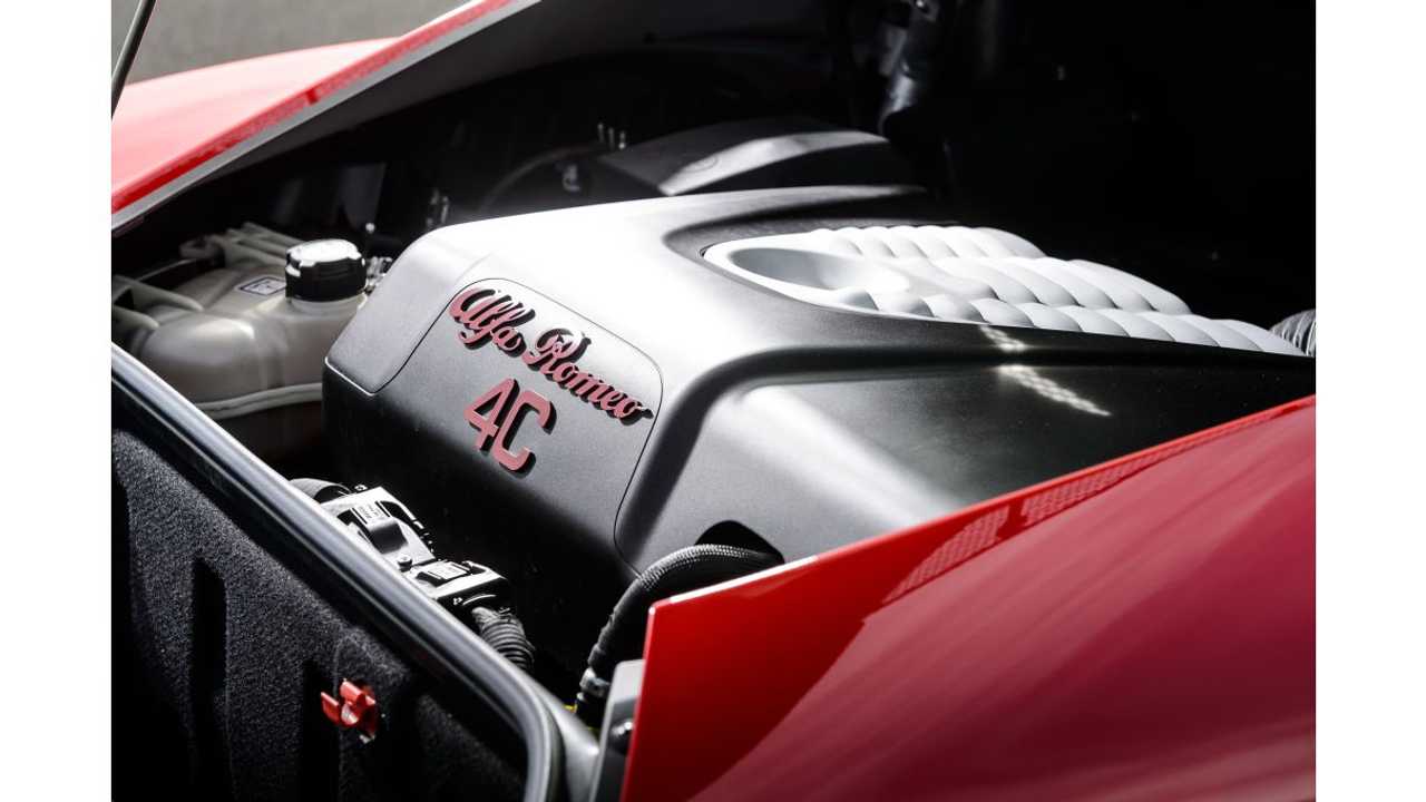 Hafiflikte gelen güzellik: Alfa Romeo 4C