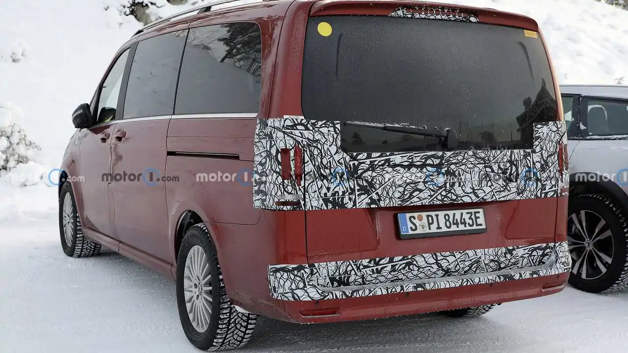 2023 Mercedes EQV Facelift Spied Hiding Redesigned Front Fascia