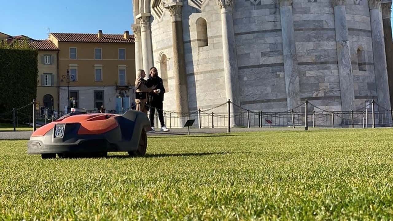 Husqvarna: la robotica pe ril gardening a MyPlant & Garden