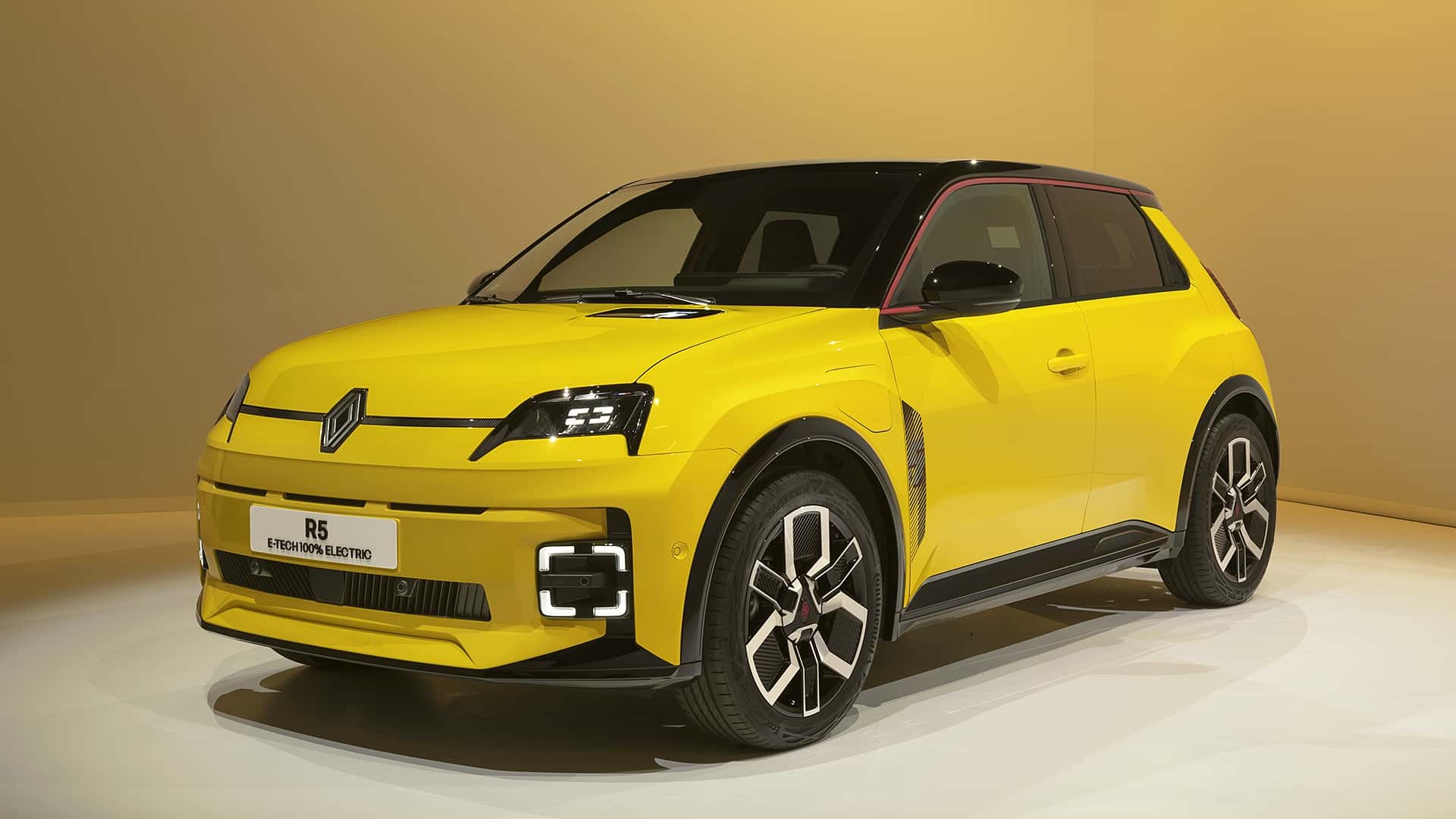 Renault 5 E Tech Alpine A290 AutoWeek