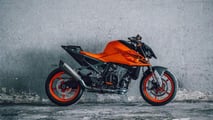 2024 KTM 990 Duke - Parked