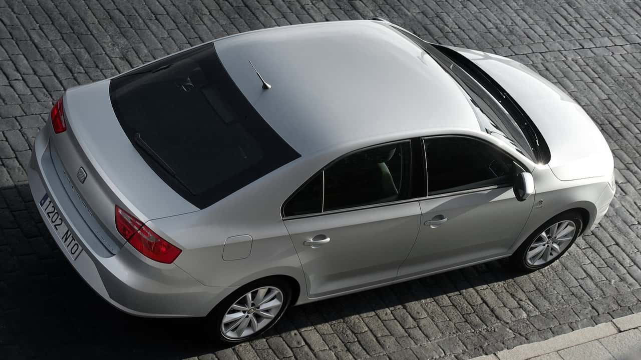 SEAT desaparecido coche familiar barato