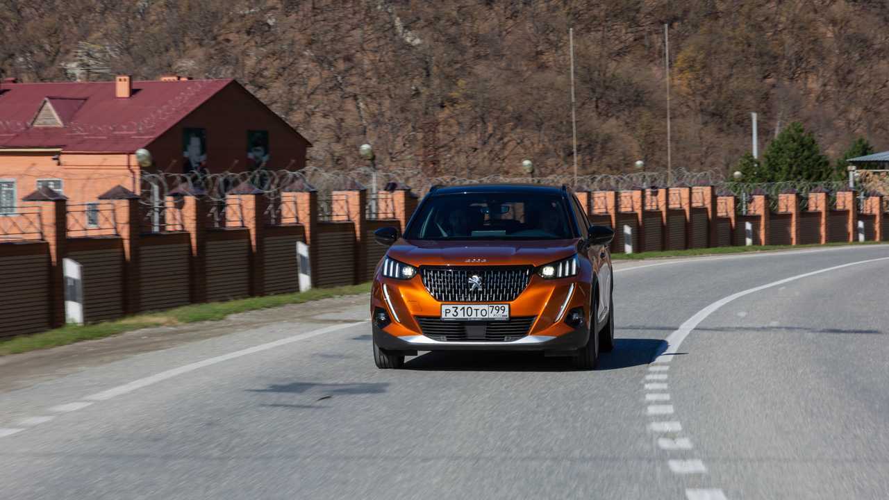 Peugeot 2008 на шинах Michelin Primacy 4+