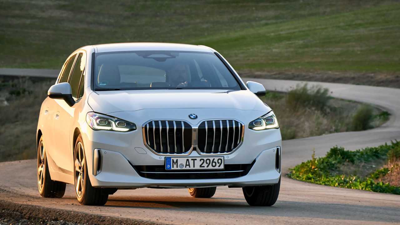BMW 220i Active Tourer (2022) im Test