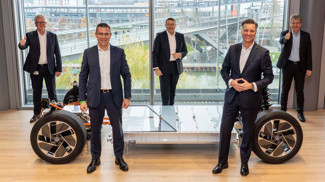 VW kooperiert mit Vulcan, Umicore und 24M