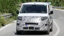 Peugeot Partner facelift spy photo
