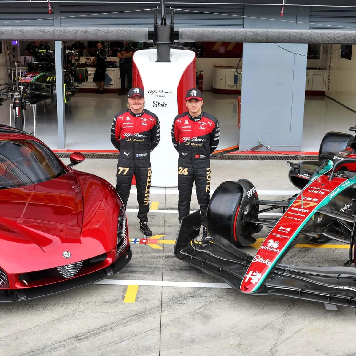 Alfa Romeo 33 Stradale Arrives At Monza, Exactly 56 Years After