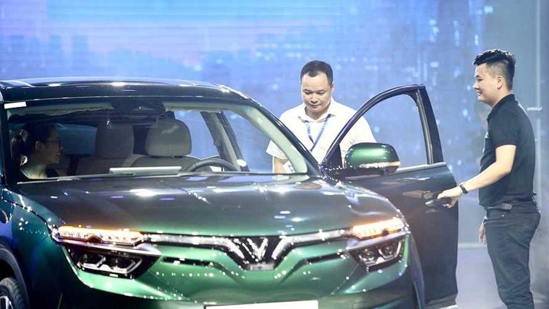 Vinfast Delivers First 100 Vf 8 Electric Suvs In Vietnam Us Arrival