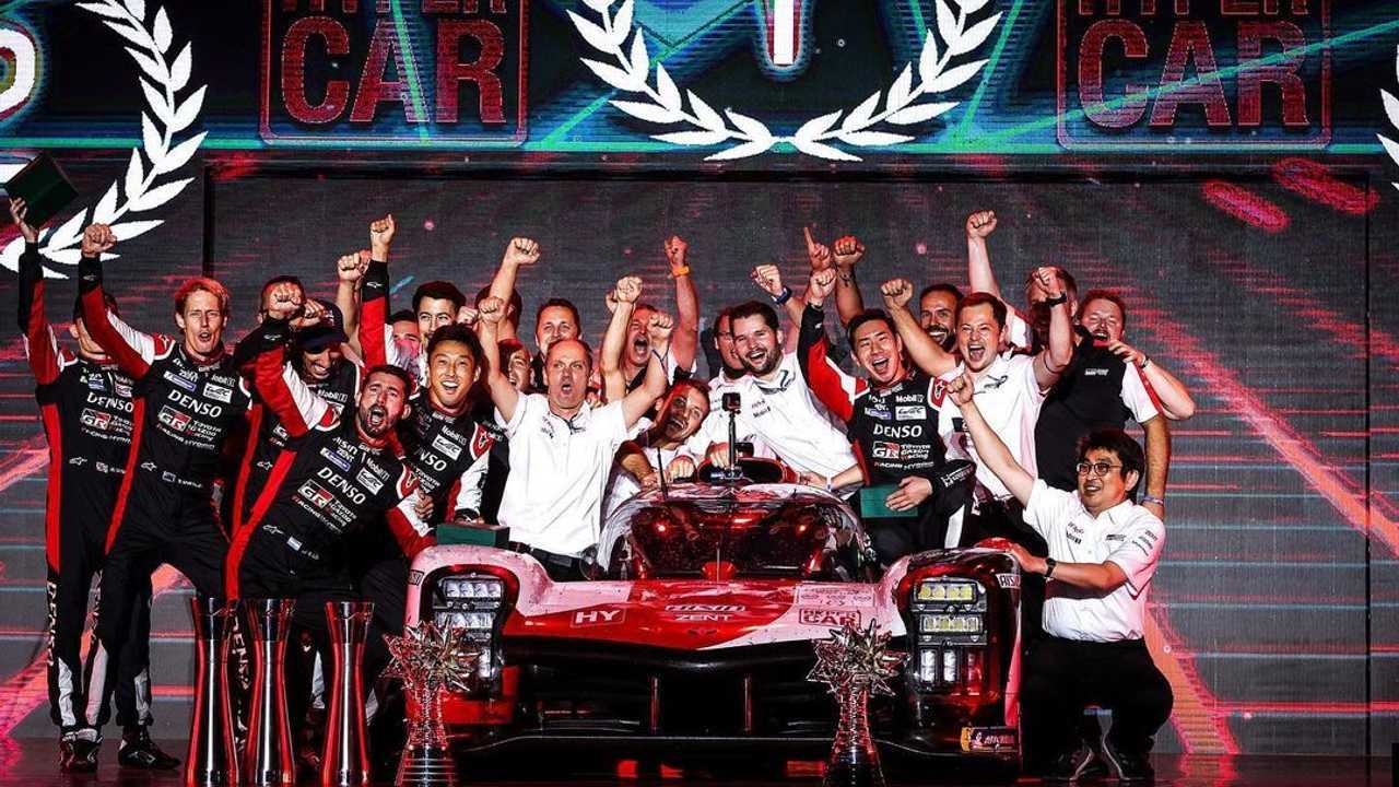 El festejo del título WEC 2021 de Pechito López.