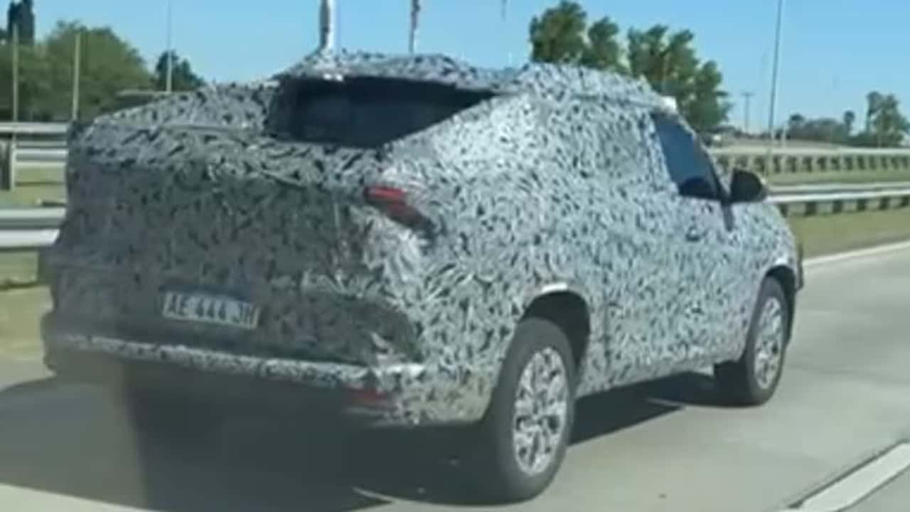 Flagra: Renault Niagara na Argentina