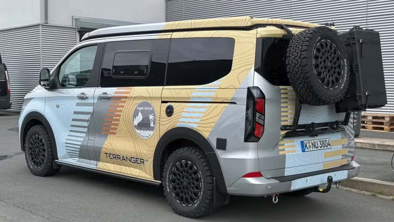 Ford Transit camper Nugget Store 2025