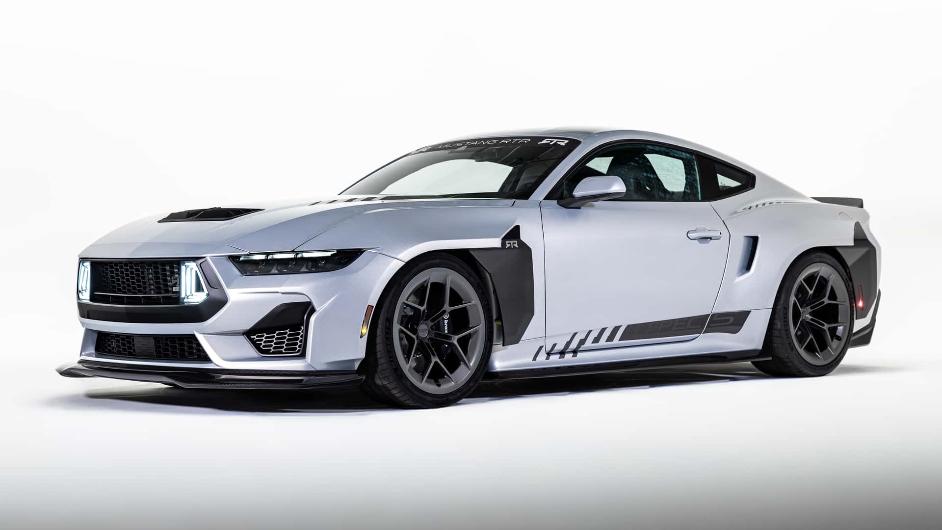 2026-ford-mustang-rtr-spec-5-front-3-4.jpg