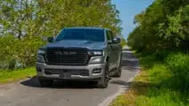 Ram 1500 V8, la prova di Motor1.com