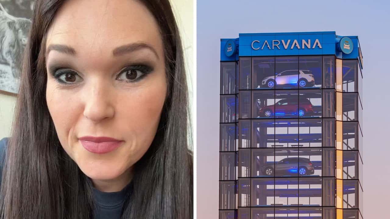 Woman buys from Carvana 1