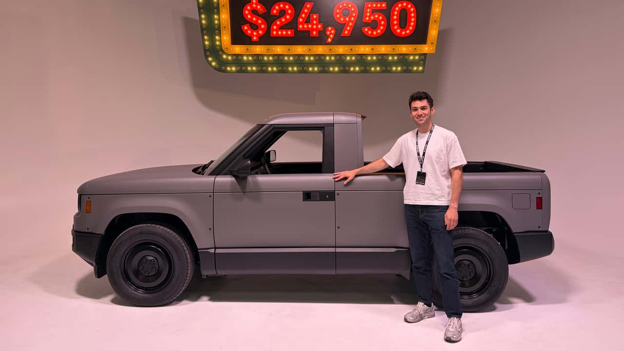 Slate Auto Truck