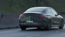 Flagra: Mercedes-Benz já testa nova geração do CLA no Brasil 