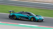 Aston Martin Valhalla, la prova di Motor1.com