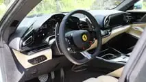Recensione Ferrari Purosangue 2025