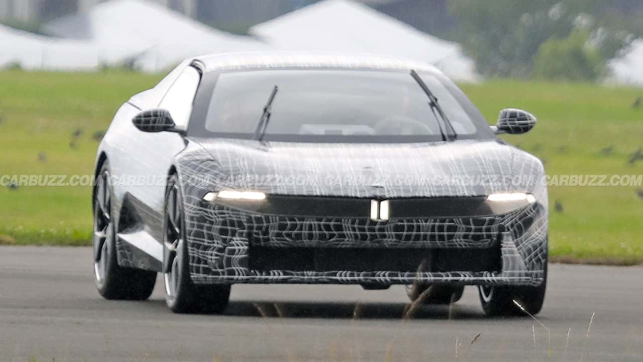 BMW Neue Klasse İki Kapılı Coupe