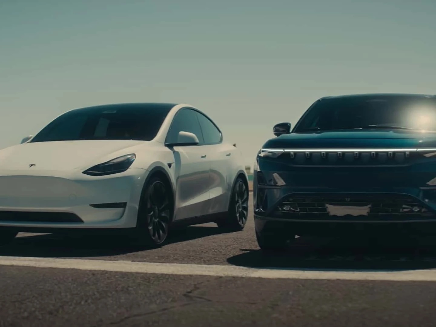 Jeep Avenger Vs Tesla Model Y: Battle of Electric Titans