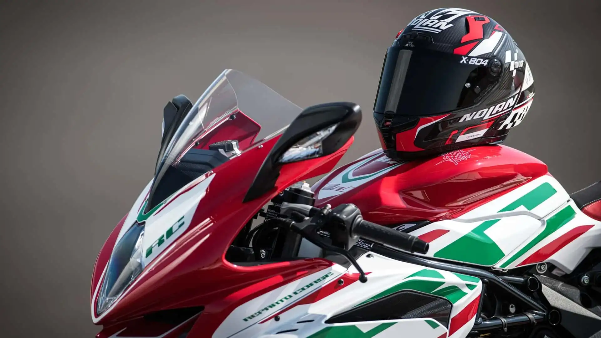 Ｒ.S Racing様 Nolan's X-804 RS Ultra Flagship Racing Helment Is Ready For Action