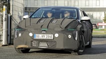 Kia EV4 mit Steilheck als Erlkönig (12/2024)