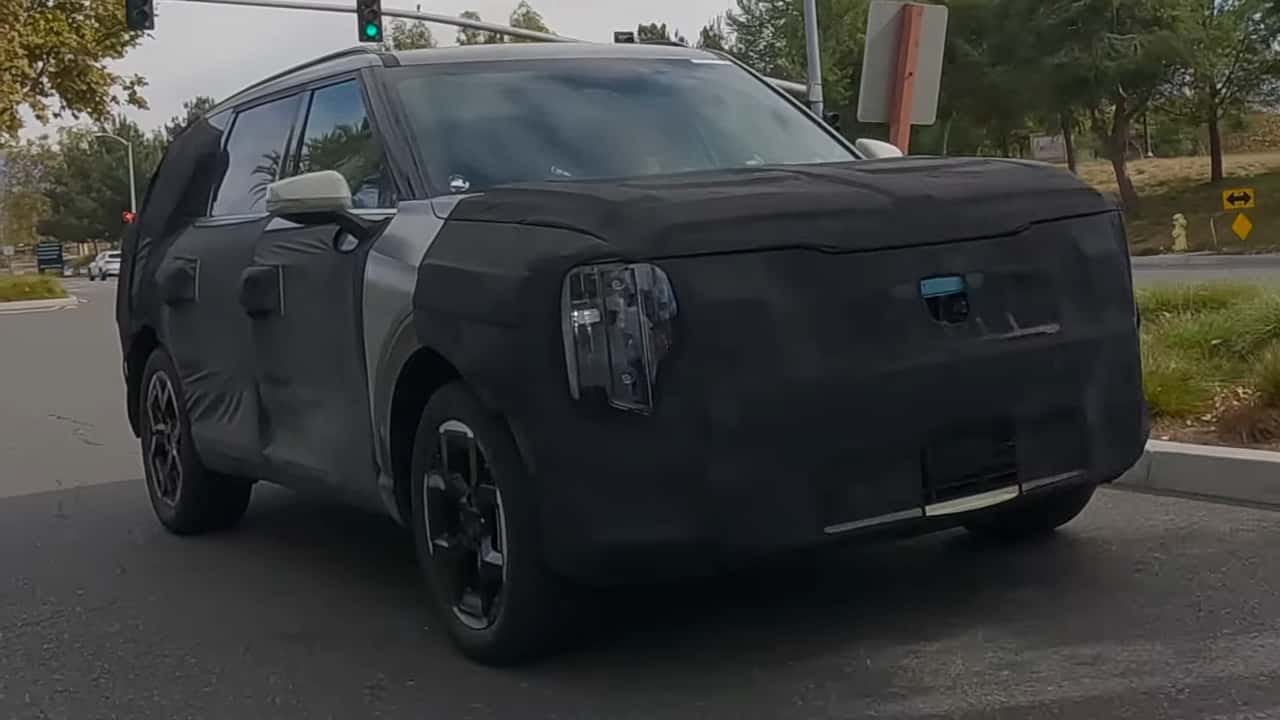 2026 Kia Telluride screenshot from spy video