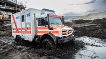 Unimog Ambulanzfahrzeug der Firma EMPL Fahrzeugwerk GmbH für die Bundeswehr
