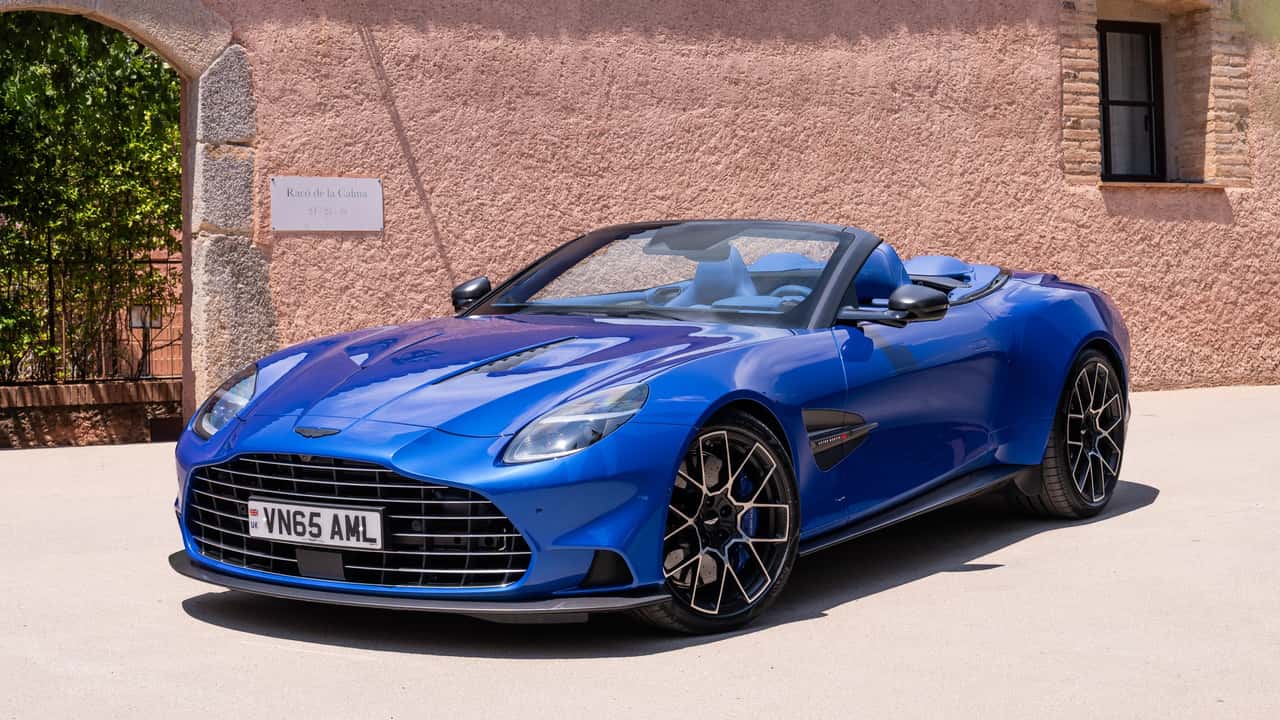 Aston Martin Vanquish Volante