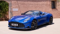 Aston Martin Vanquish Volante (2025) in Morpheus Blue