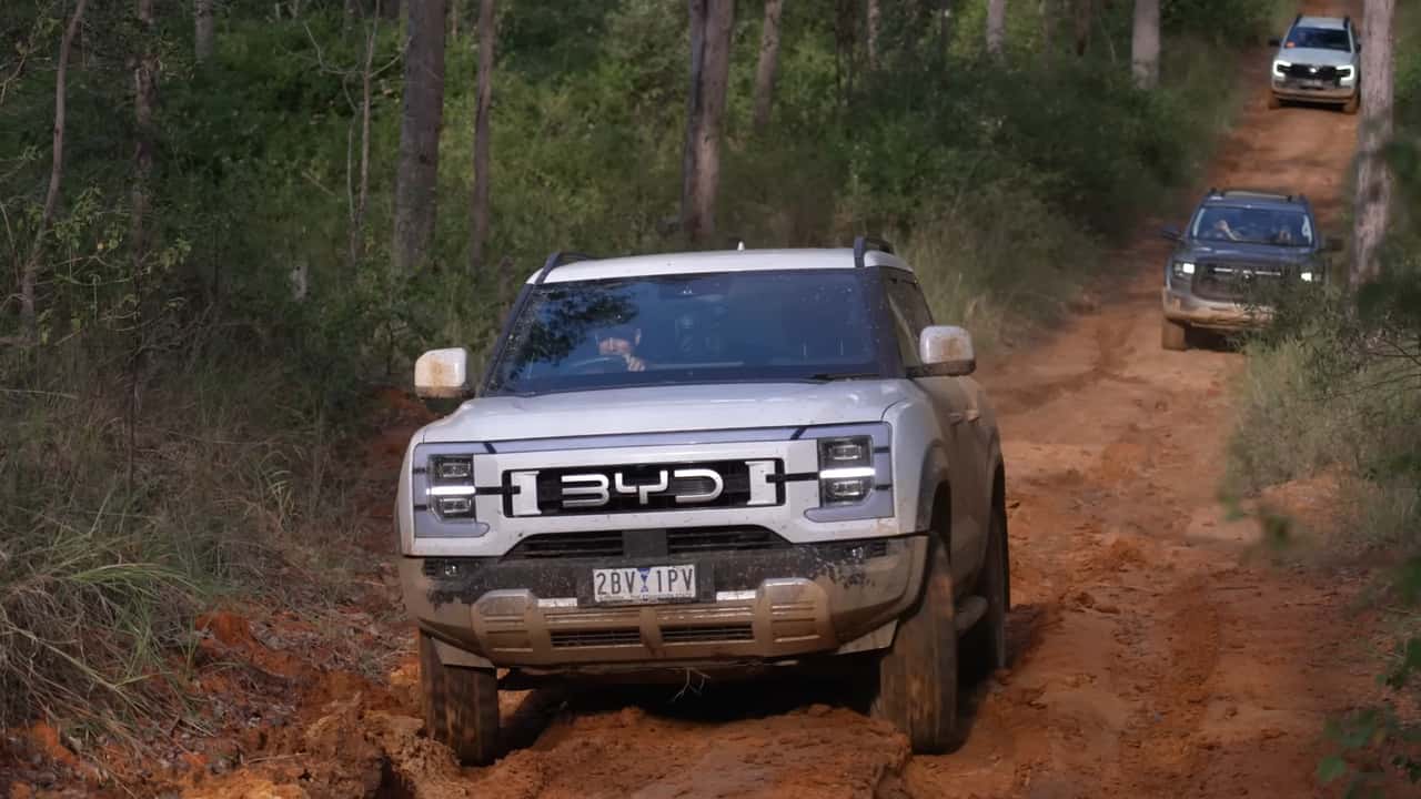 Plug-in hybrid pickup truck test in Australia