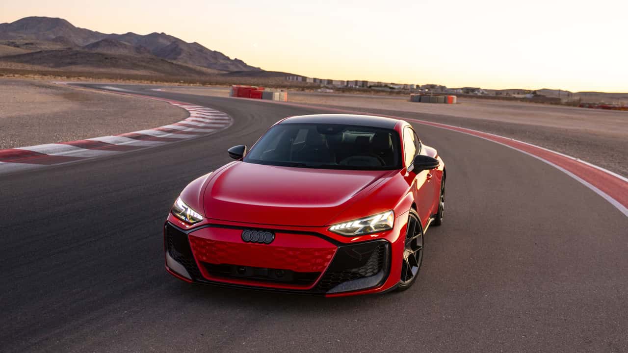 2025 Audi RS e-tron GT Performance