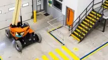 JLG; piattaforma elettrica a braccio articolato EC450AJ Compact