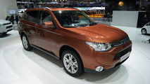 Mitsubishi Outlander live in Geneva 06.03.2012