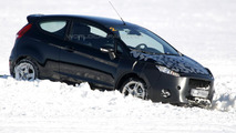 2013 Ford Fiesta Facelift prototype spy photo