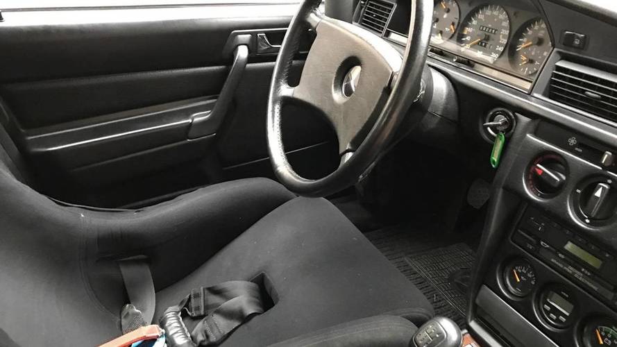 Mercedes-Benz E 190 2.3-16 Niki Lauda 1984