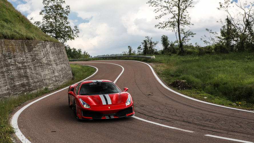 Ferrari 488 Pista İlk Sürüş