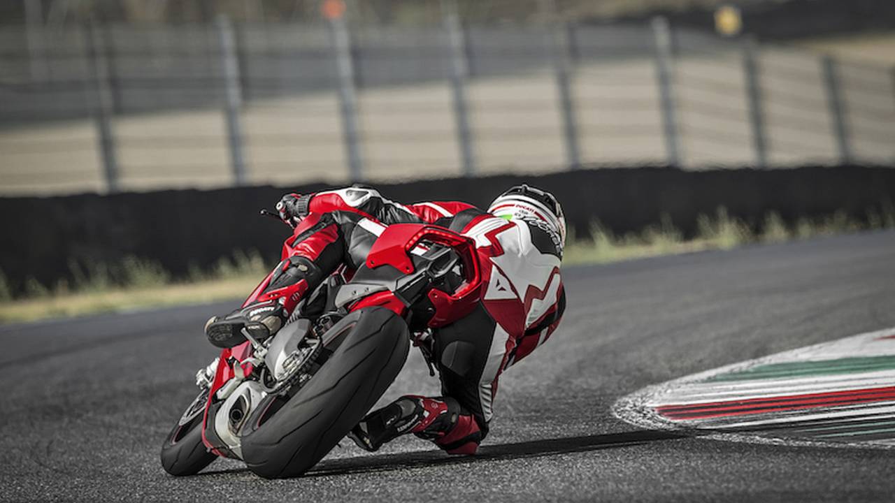 Ducati's Panigale V4 Finally Revealed