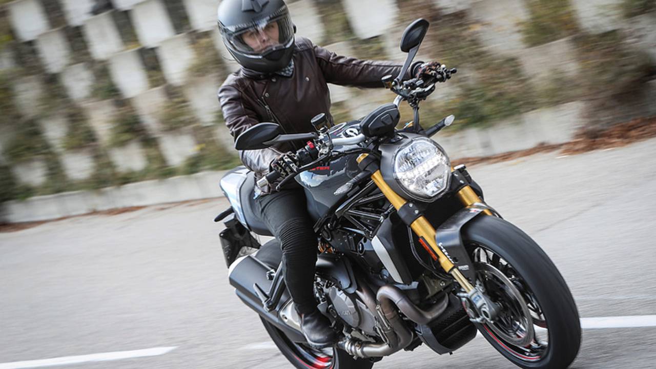 2017 Ducati Monster 1200 S First Ride