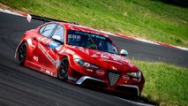 Alfa Romeo Giulia ETCR