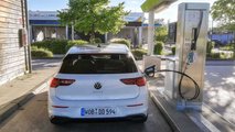 VW Golf TGI (2021) im Test