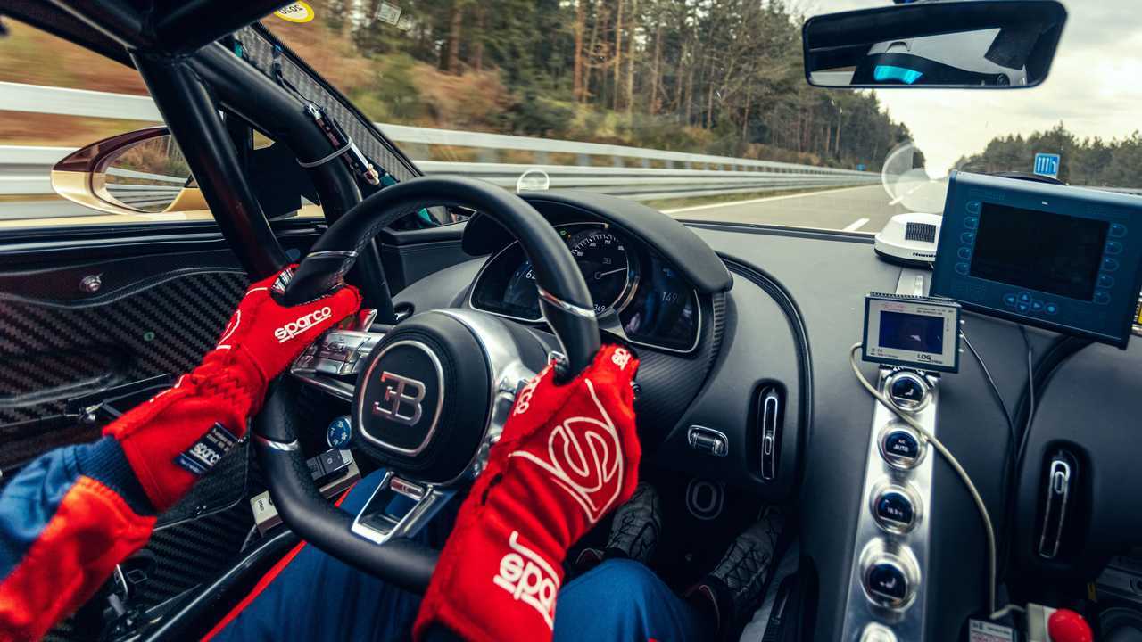 Bugatti Chiron Super Sport, i test a 440 km/h