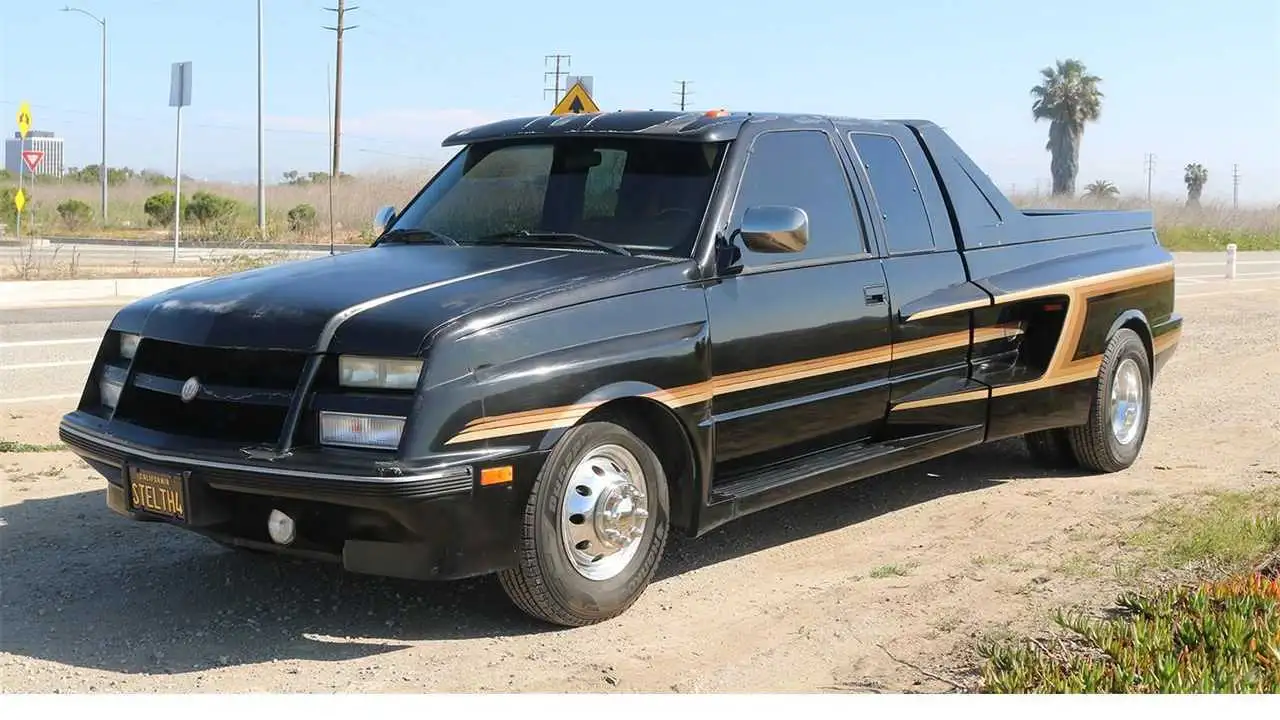 1990 GMC Sierra With Tridon Body Kit Is A Black Beauty You Can Buy