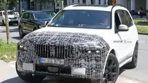 2023 BMW X7 facelift spied with split headlights