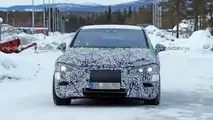 Mercedes EQE, le foto spia sulla neve